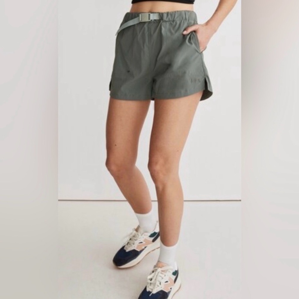 Women's Madewell MWL Olive Green High-Waist Active Shorts